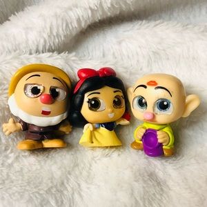 Disney Doorables lot of THREE (3) Snow White and three Seven Dwarfs OPENED NEW